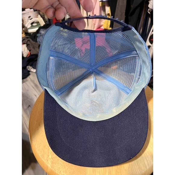 Vintage Carolina Tarheels Three Strip SnapBack Hat - Picture 5 of 7